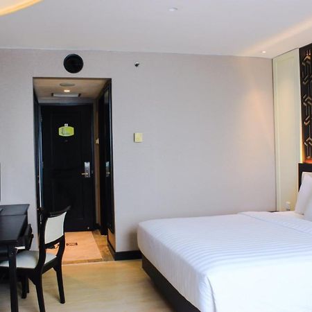 Grand Arkenso Park View Hotel Semarang Kültér fotó