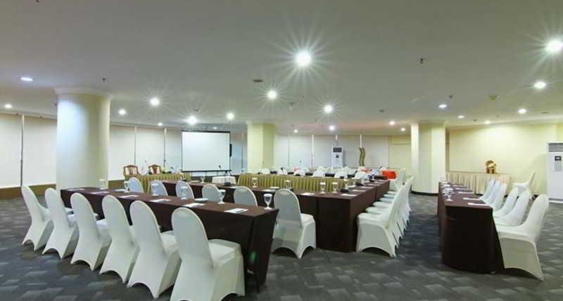 Grand Arkenso Park View Hotel Semarang Kültér fotó