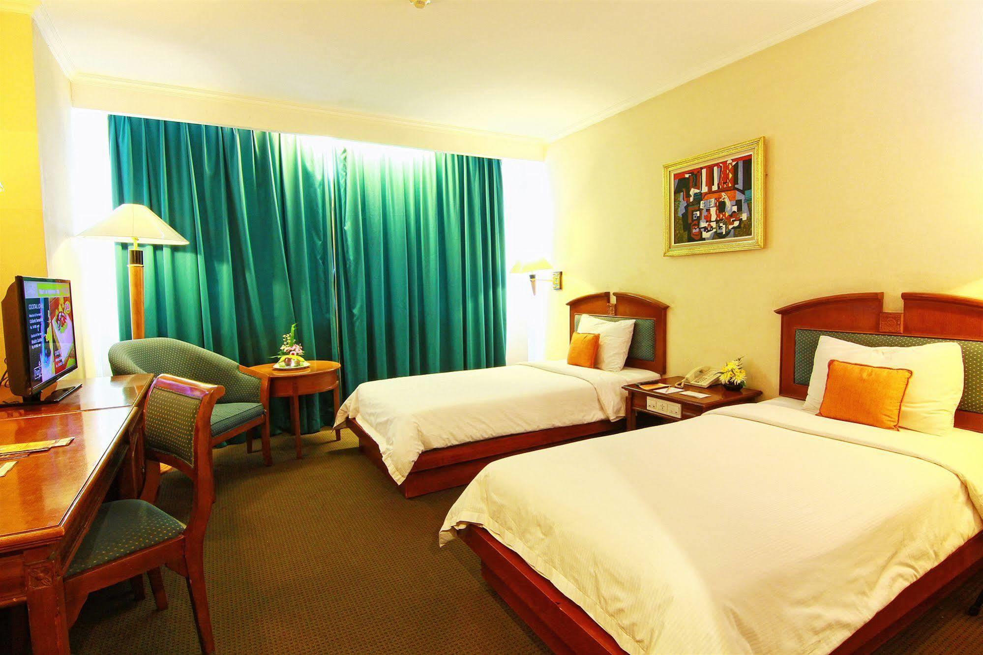Grand Arkenso Park View Hotel Semarang Kültér fotó